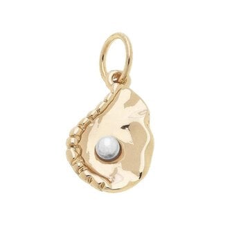 Oyster with Pearl Charm in Shiny Gold