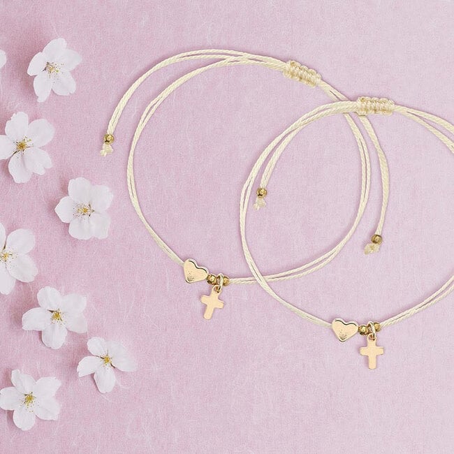 Heart Thread Bracelet - The Power of the Cross