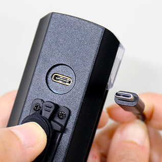 CatEye CatEye, AMPP1300, Light, Front, Black