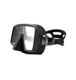 https://cdn.shoplightspeed.com/shops/606014/files/17153717/262x276x1/scuba-max-united-maxon-inc-scuba-max-lv-mask.jpg