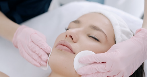 A Complete Guide to Post-Procedure Skincare