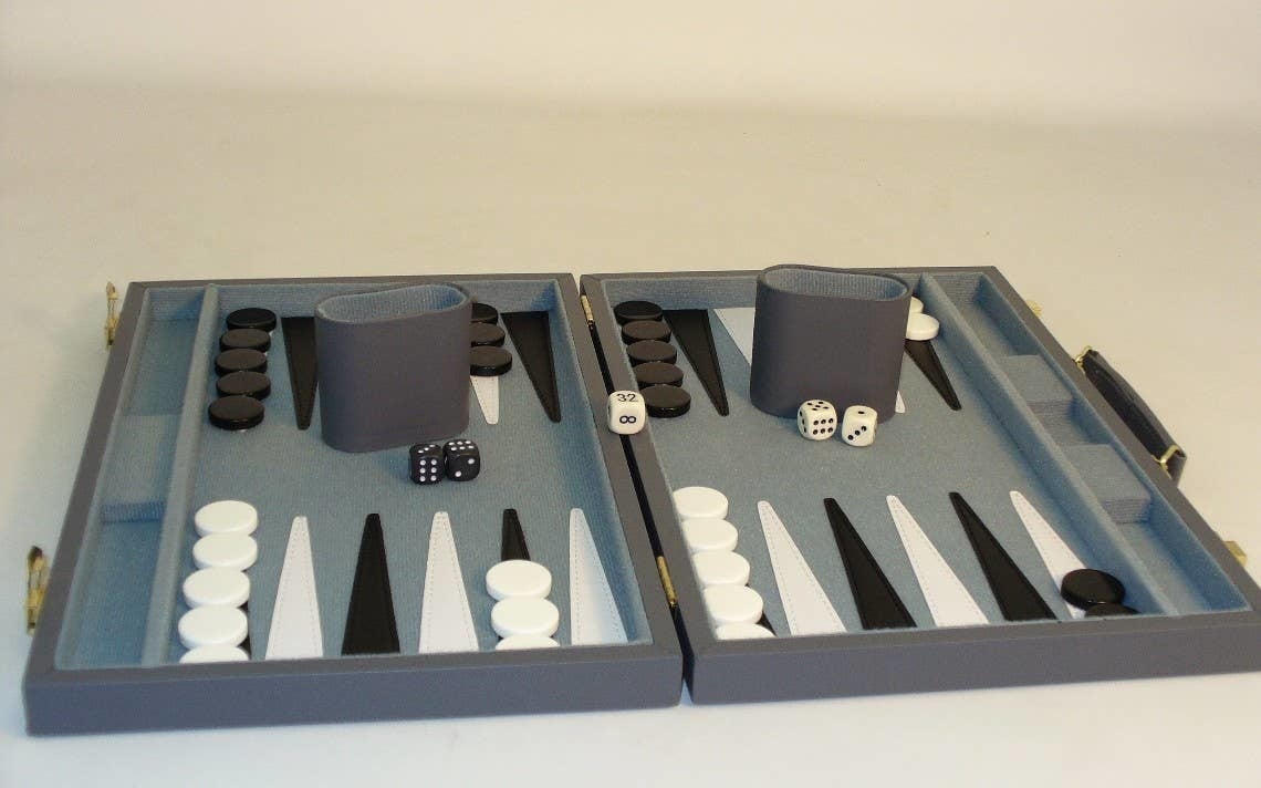 18" Grey Vinyl Attache Backgammon Set