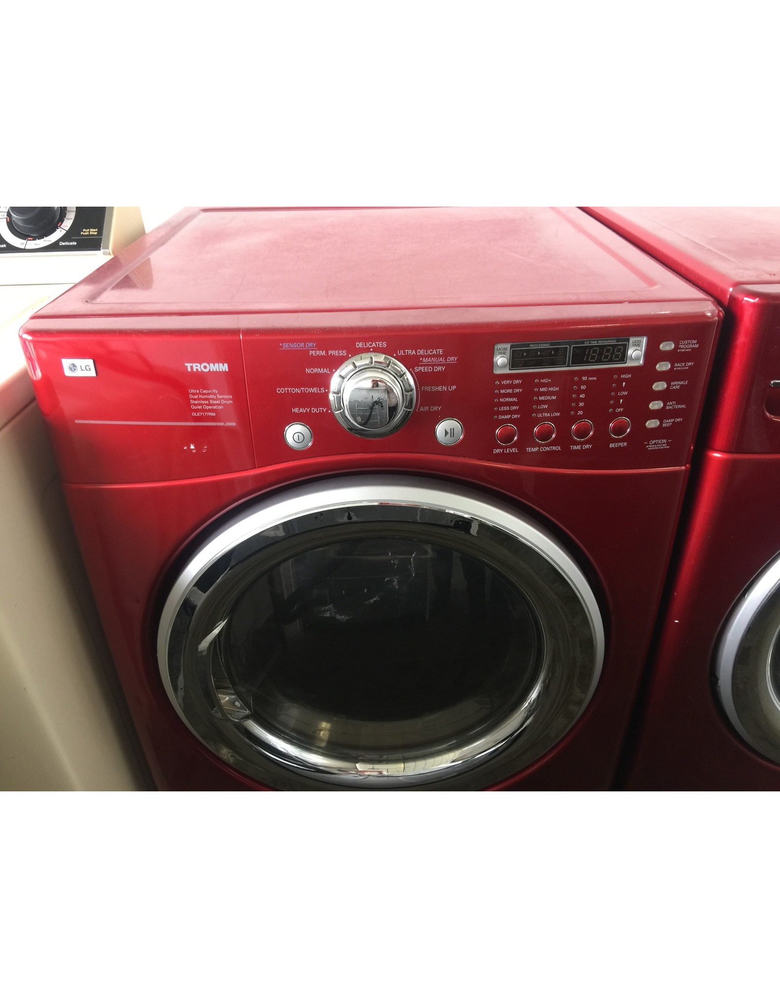 LG LG TROMM FRONT LOAD STEAM DRYER IN RED