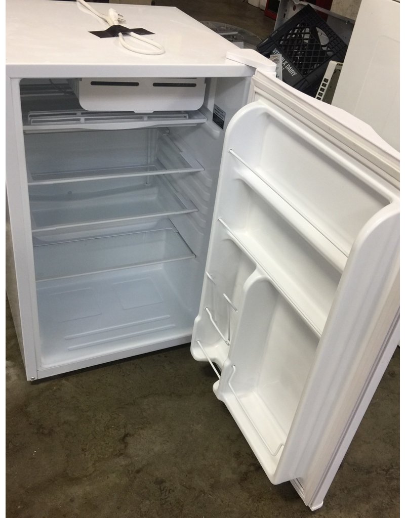 GE GE WHITE MINI REFRIGERATOR Discount City Appliance