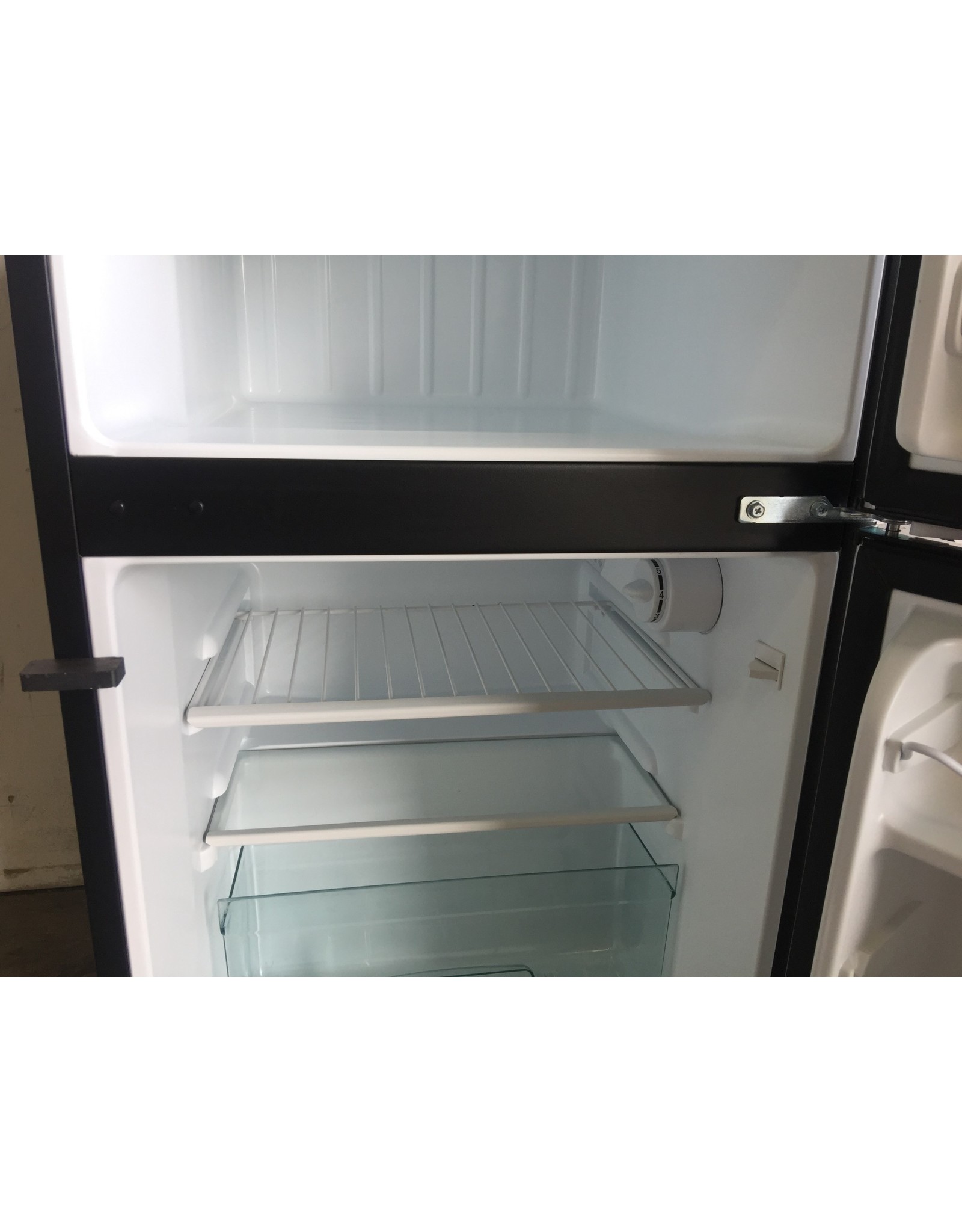 WILLZ WILLZ STAINLESS & BLACK MINI REFRIGERATOR Discount City Appliance