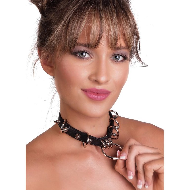 Groove Spike Choker with Multiple Rings