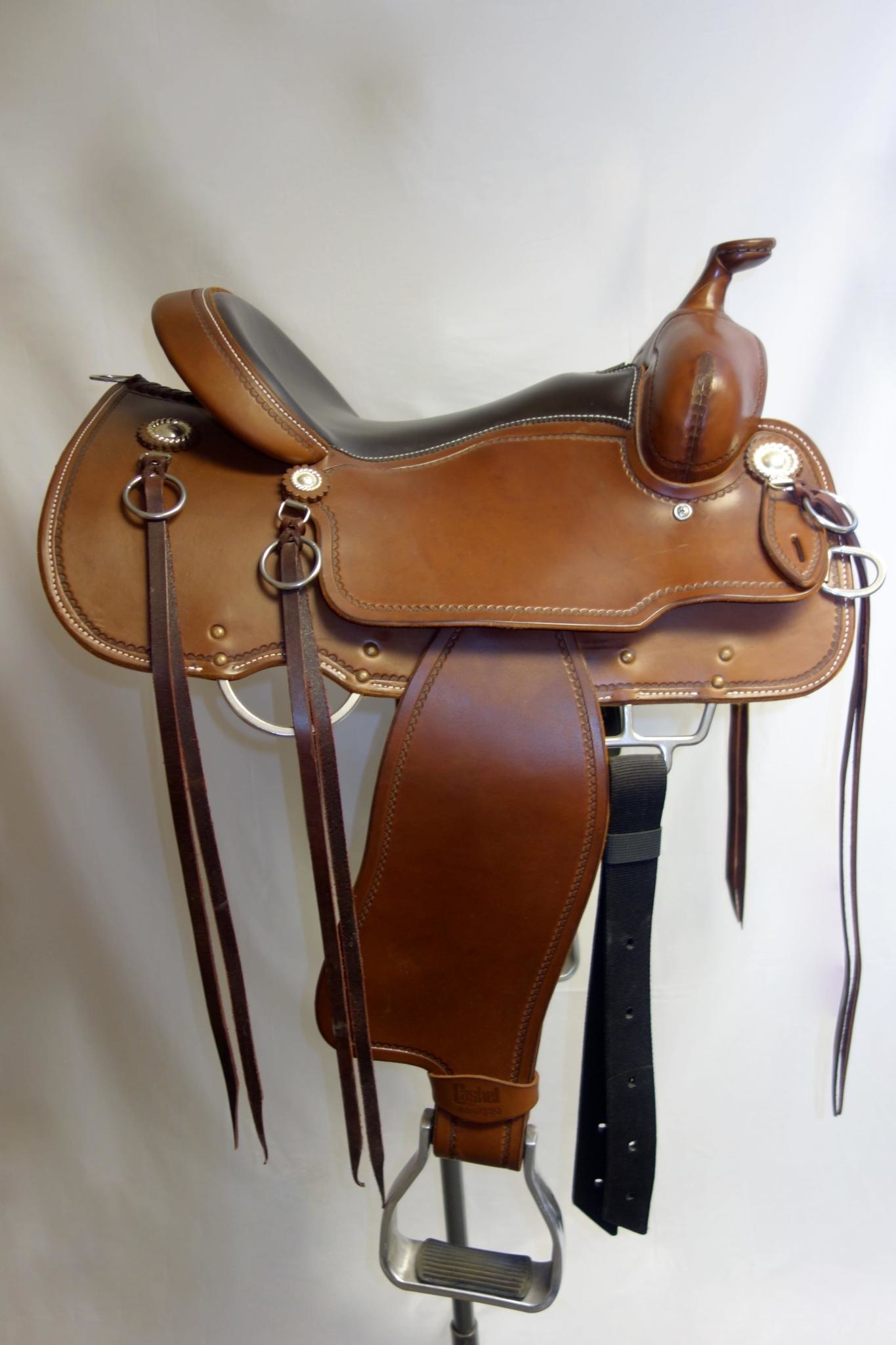 CASHEL TRAILBLAZER SADDLE 15" Corral Western Wear