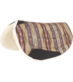 Round skirt barrel saddle pad clearance