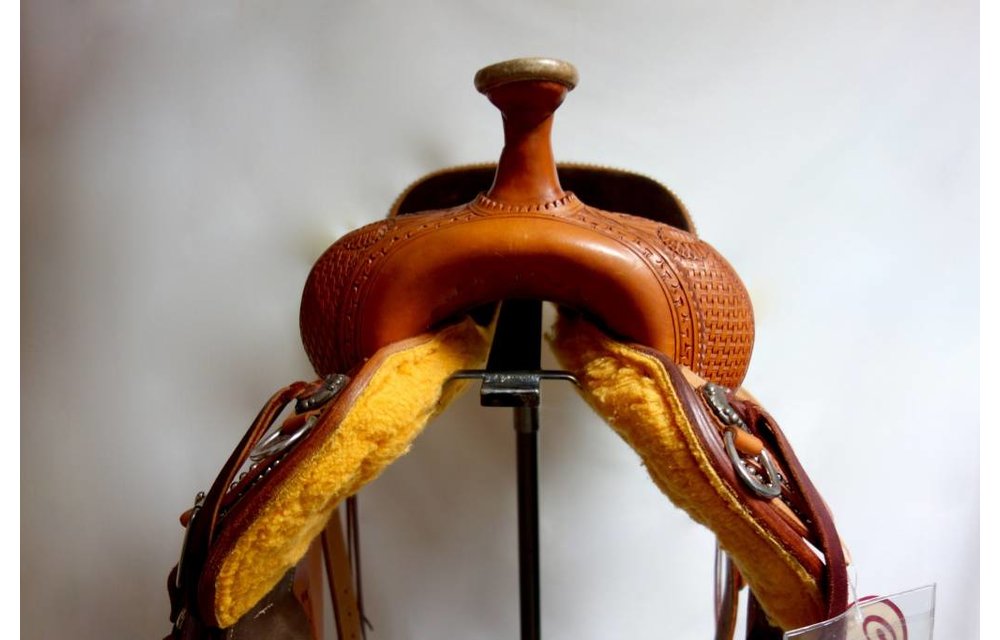 Courts Sharon Camarillo Barrel Saddle