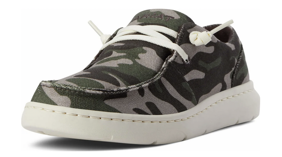 Ladies camo shop shoes