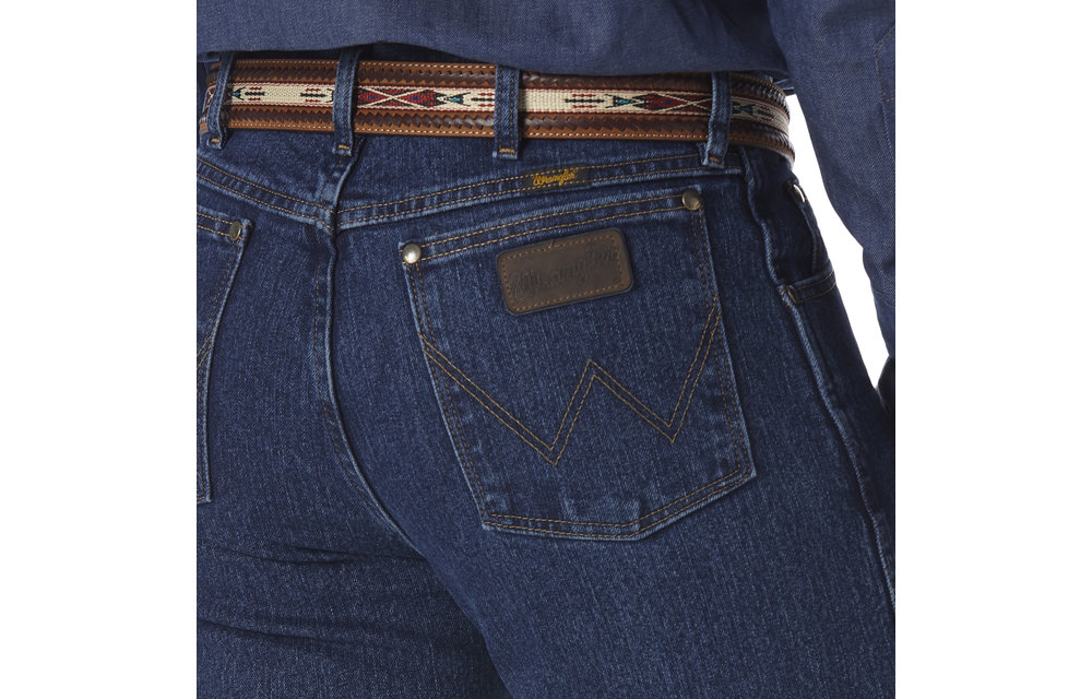 Wrangler Men's Premium Performance Cowboy Cut Advanced