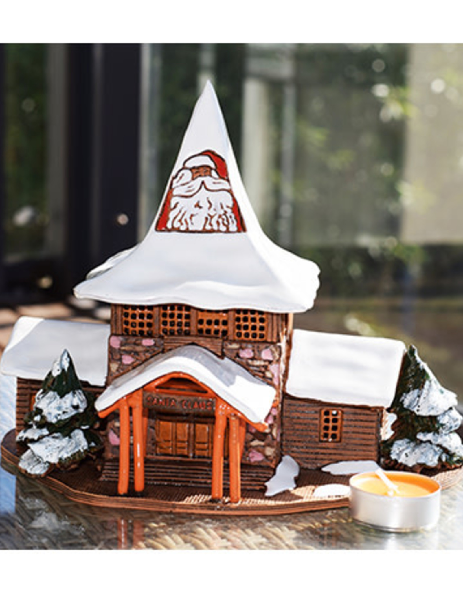Nordic Dreams Real Santa Claus Christmas Village in Rovaniemi in Finland. Ceramic house tealight. 6,7 x 4,5 x 4,7 inches