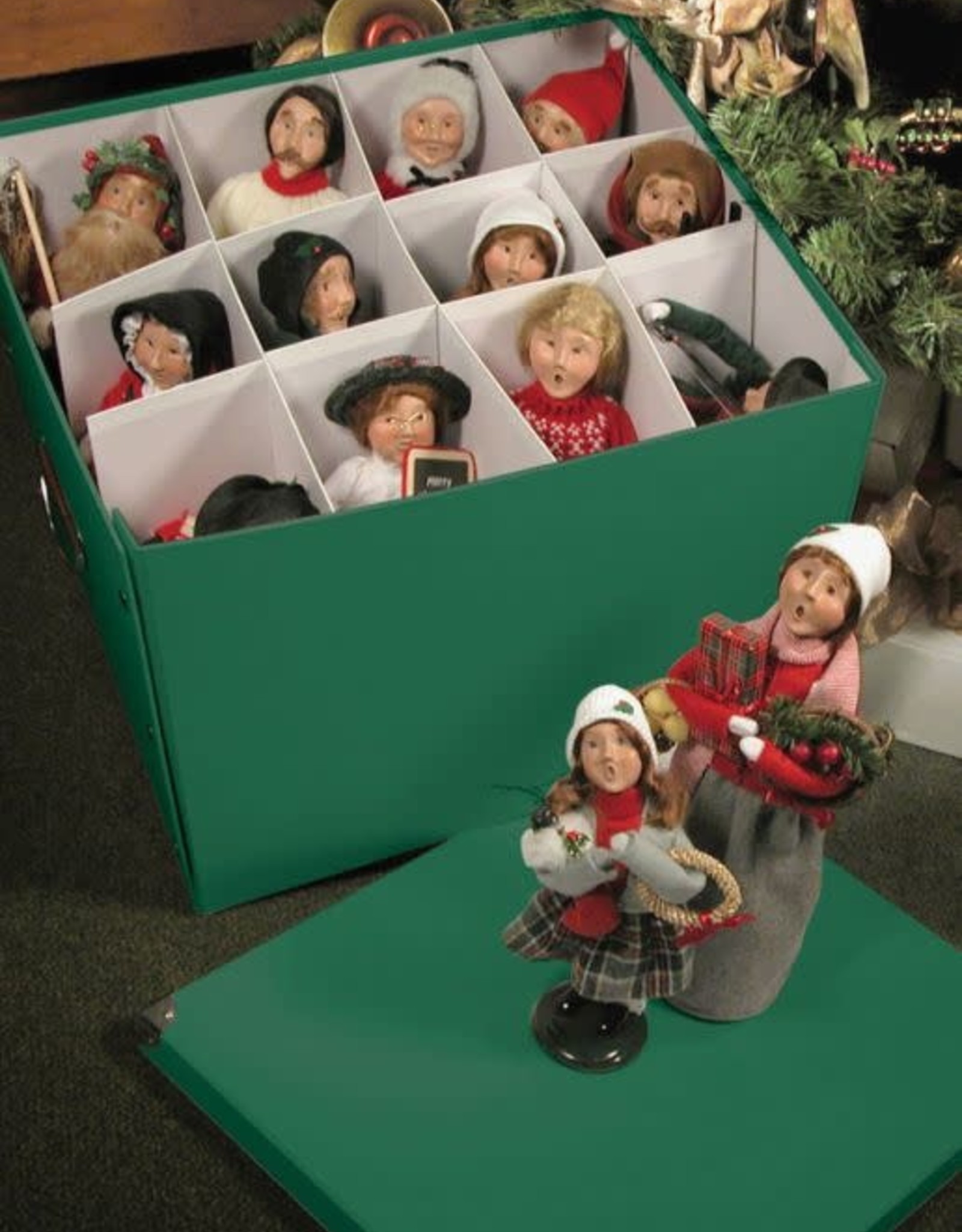 Byer's Choice Caroler Condo