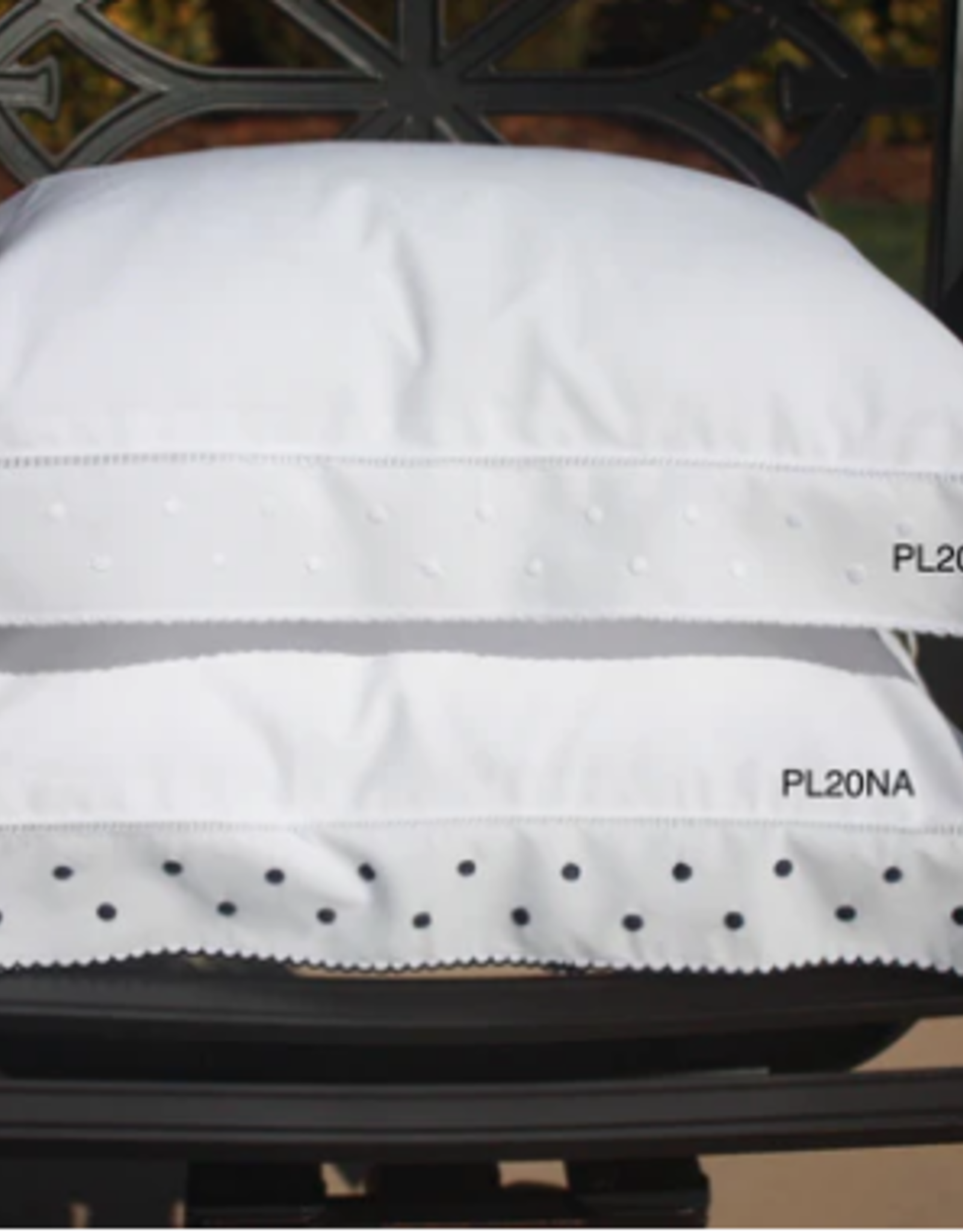 Pillow Polka Dot Picot White