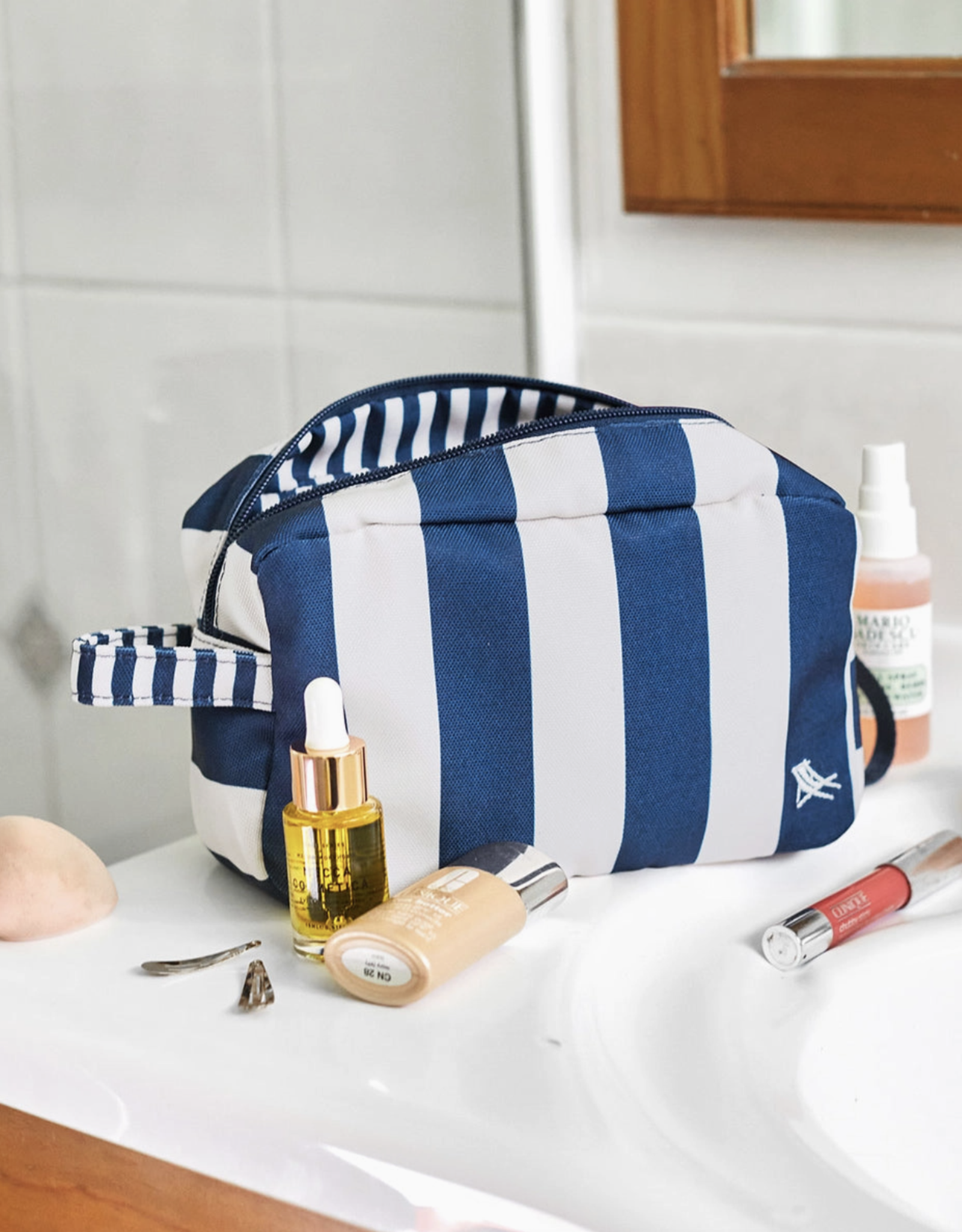 Dock & Bay Toiletry Bag- Whitsunday Blue Stripe
