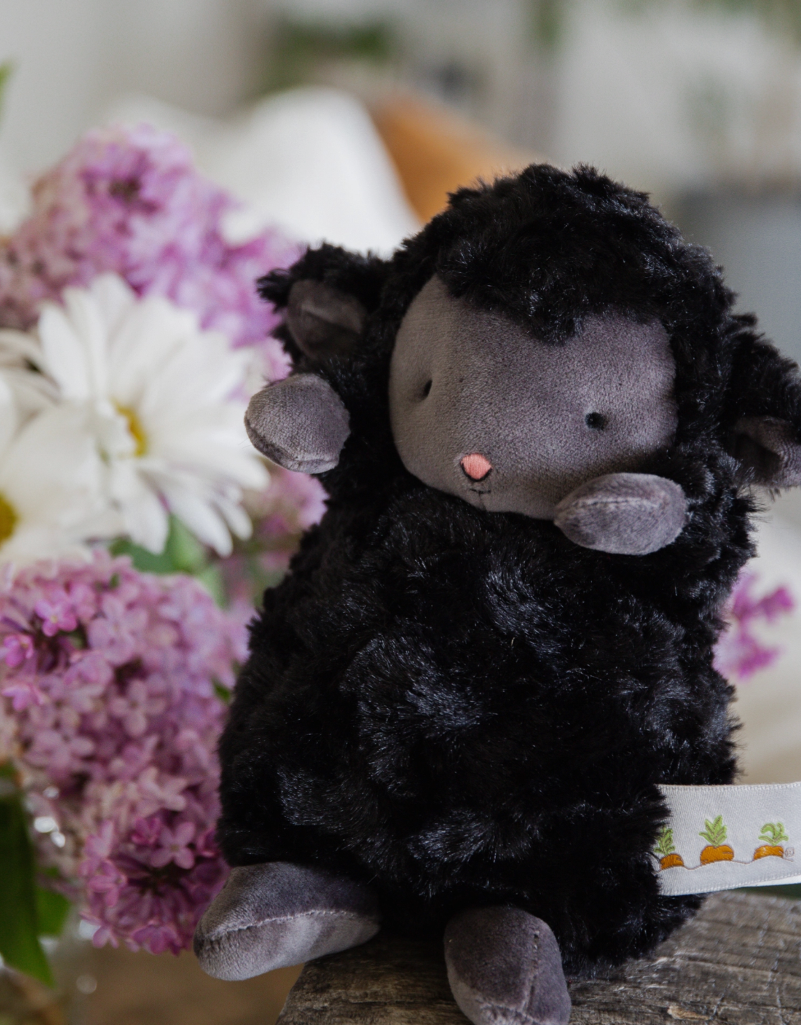 Bunnies by the Bay Wee Kiddo Black Lamb