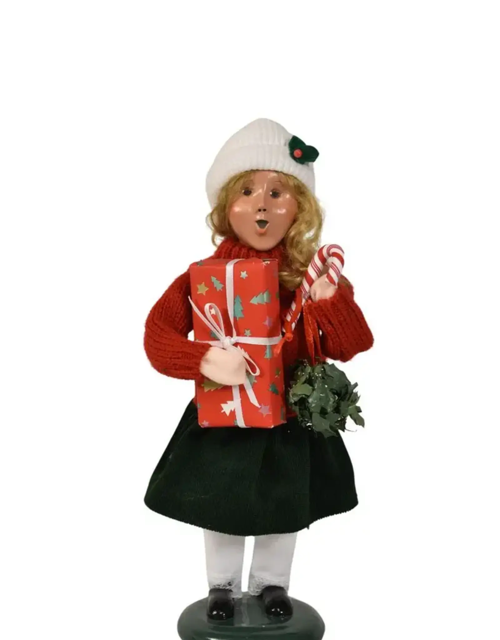 Byer's Choice Shopping Family Girl