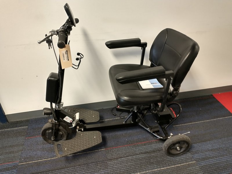 Pre-Owned Snap N Go Lightweight Scooter