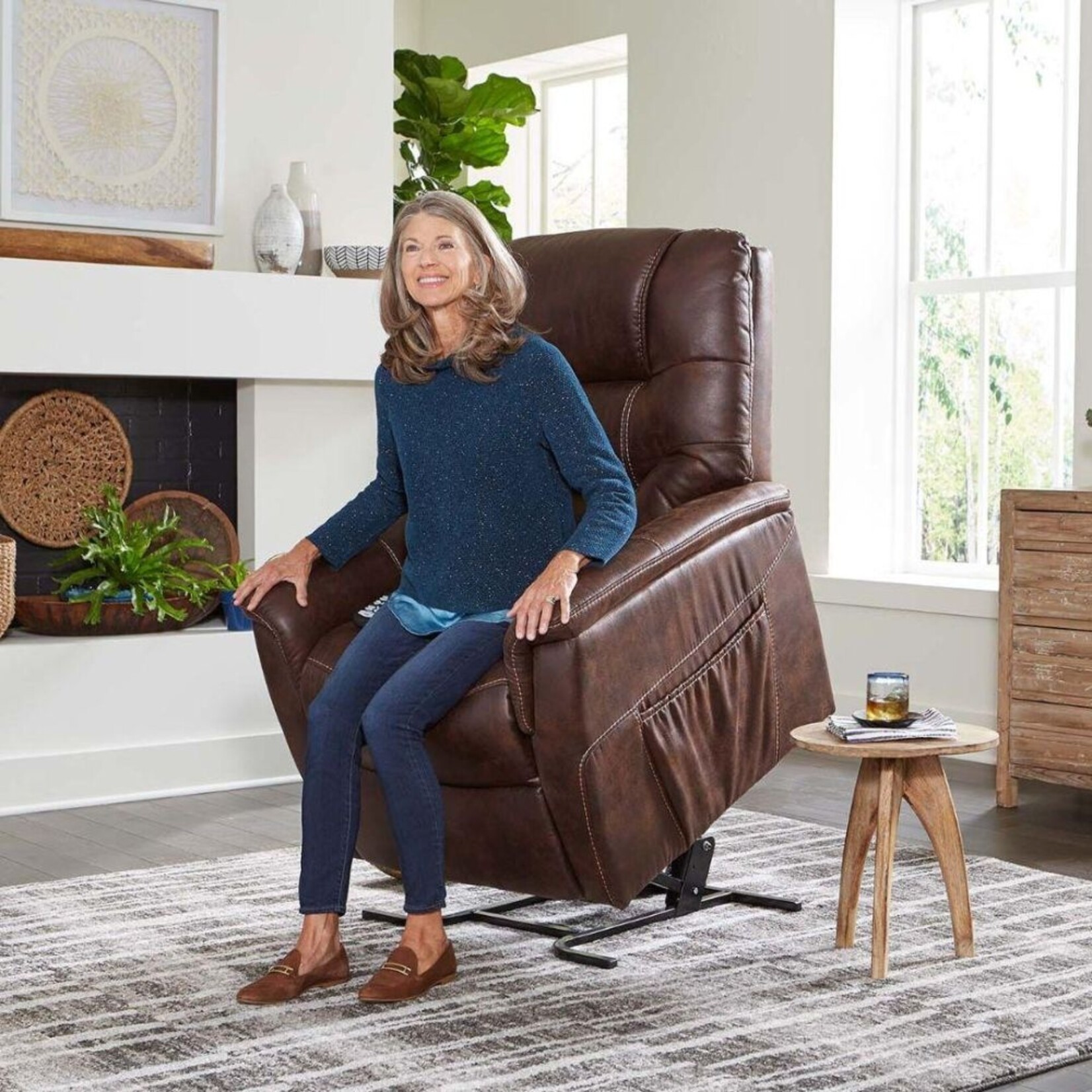 Dione Power Lift Chair