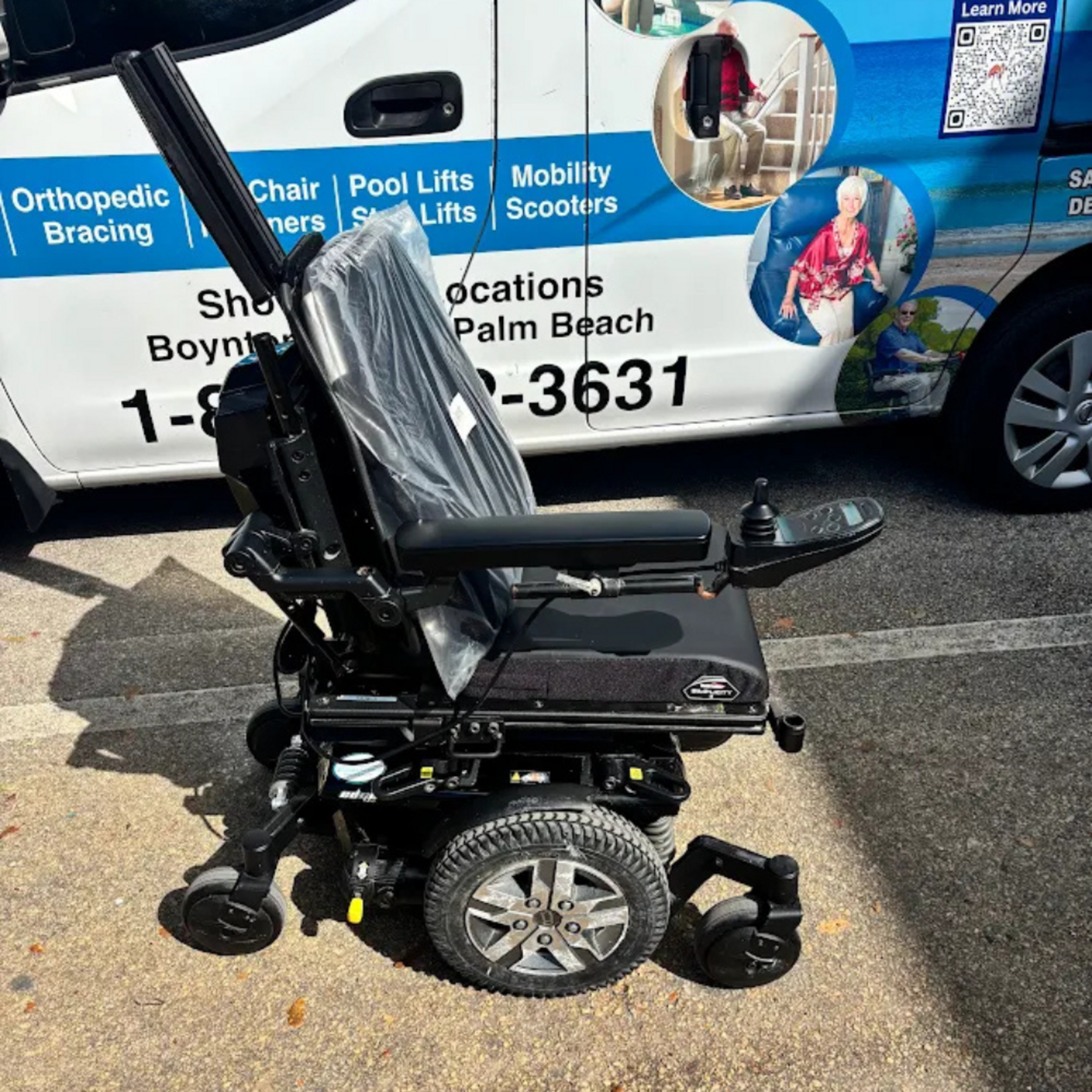 Pre-Owned Quantum Edge 2.0 Black w/Seat and Back Cushion