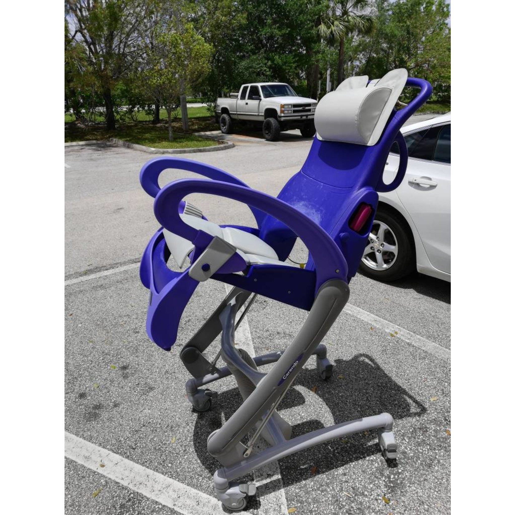 PreOwned ArjoHuntleigh Carendo Ergonomic MultiPurpose Hygiene Shower