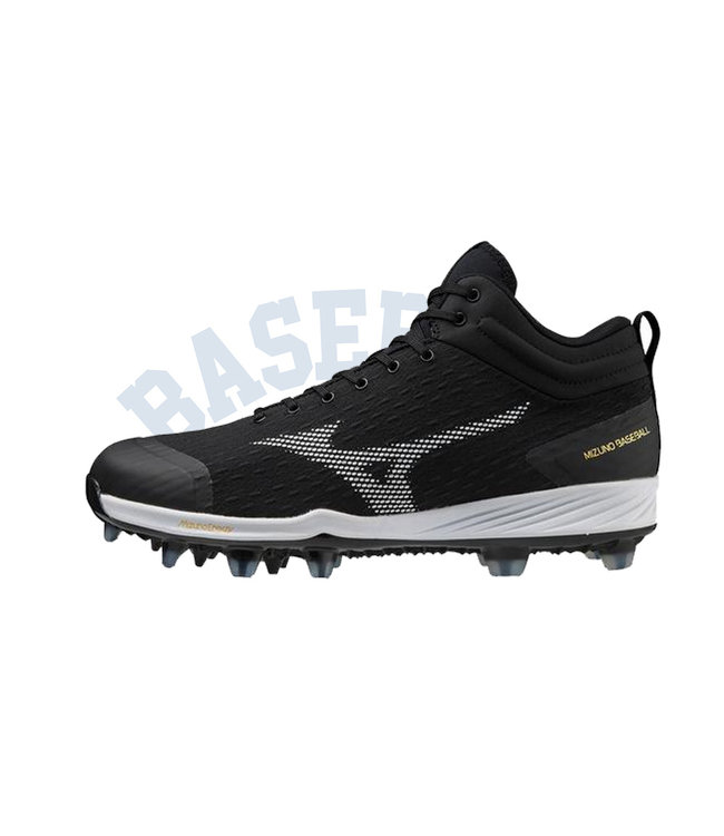Dominant 4 TPU Mid Cleats