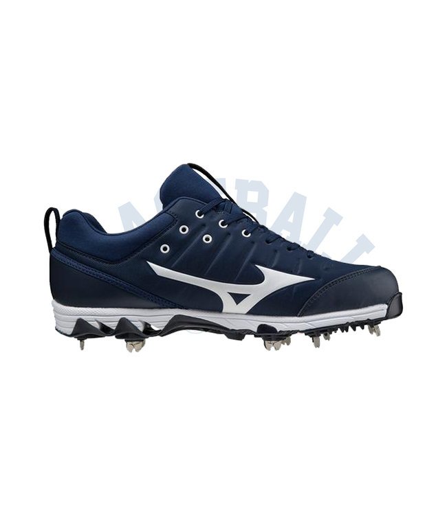 9-Spike Ambition 2 Low Metal Cleats