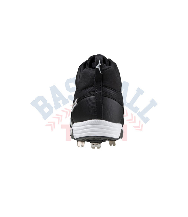 9-Spike Ambition 2 Mid Metal Cleats
