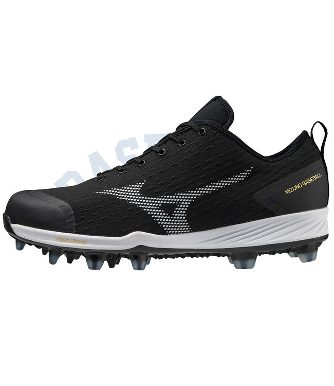 Dominant 4 TPU Low Cleats