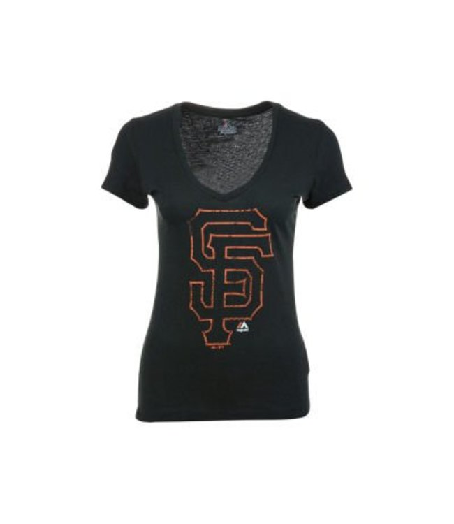 GIANTS KEEP ADVANCING