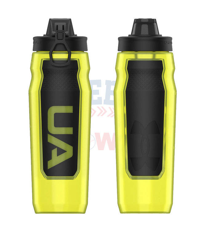 UA 32oz Playmaker Squeeze Bottle