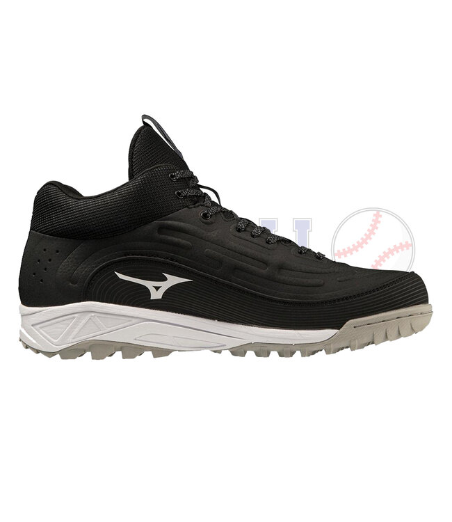Ambition 3 All Surface Mid Turf Shoes