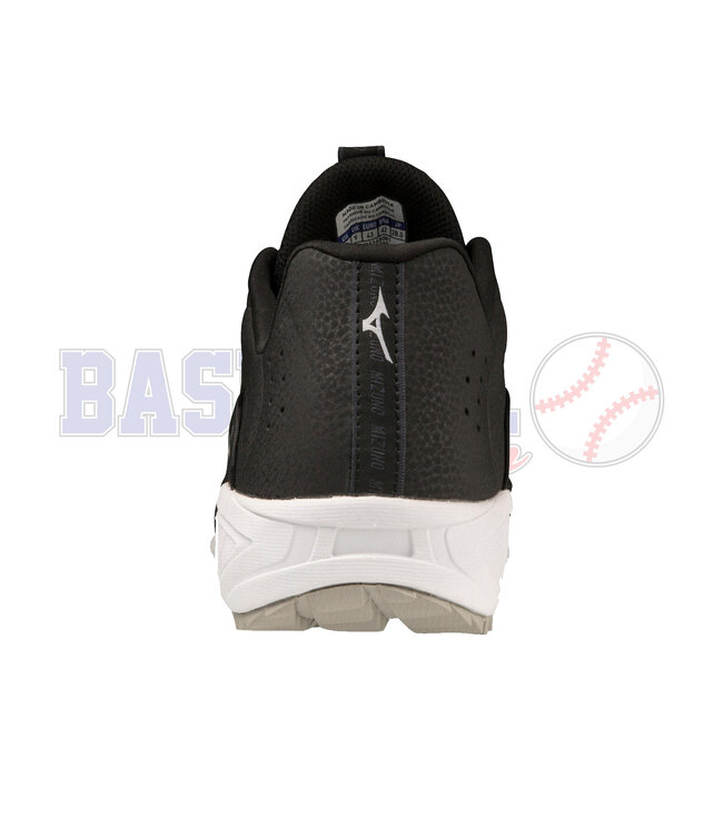 Ambition 3 All Surface Low Turf Shoes