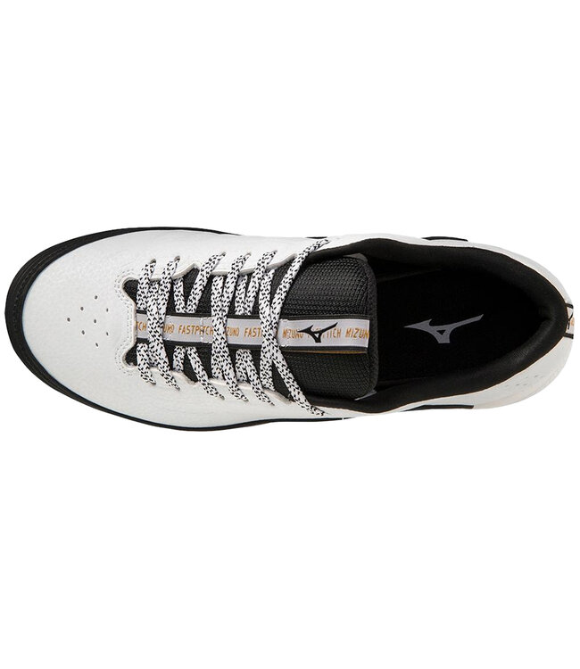 9-Spike Advanced Finch Elite 6 Low Molded Women's Cleats