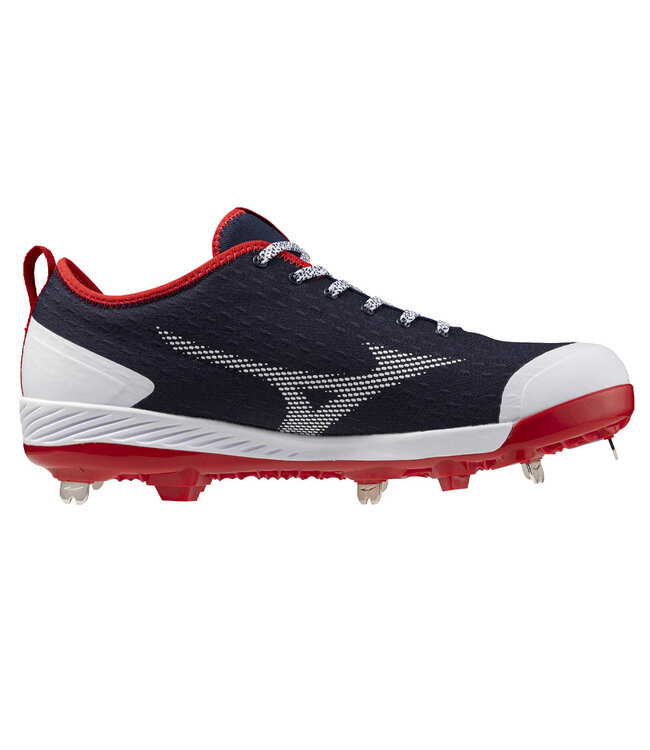 Dominant 4 Low Metal Cleats