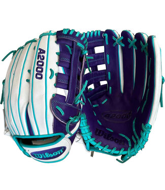 WILSON 2025 A2000 13.5" Softball Glove