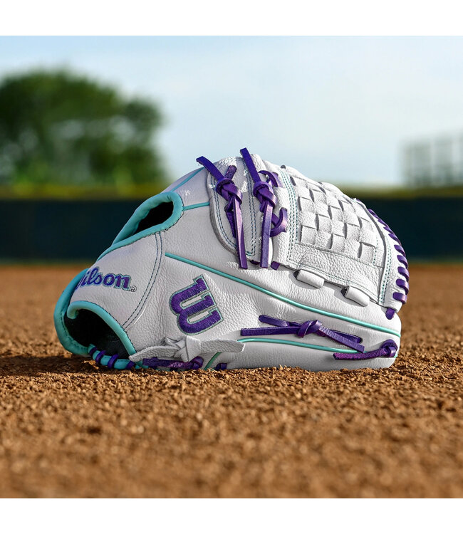 Wilson A500™ Siren™ 12” Youth Fastpitch Softball Glove