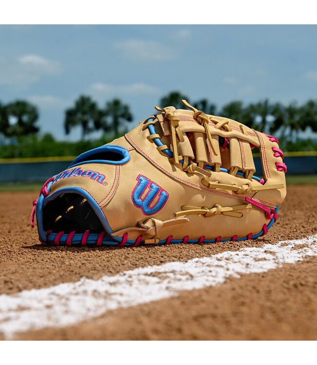 Wilson A1000 1620 12.5" Firstbase Baseball Glove