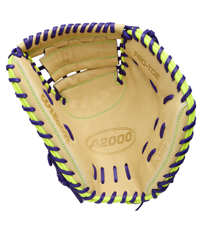 Wilson A2000 Spring 2026 FPCM23 34” Fastpitch Catcher’s Mitt