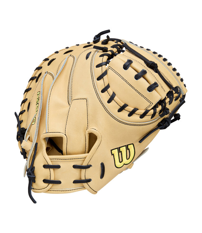 Wilson A2000 Classic 1734 Blonde/Black 34” Catcher’s Mitt