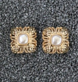 Jewelry VCExclusives: Margot Gold with Pearl PIERCED