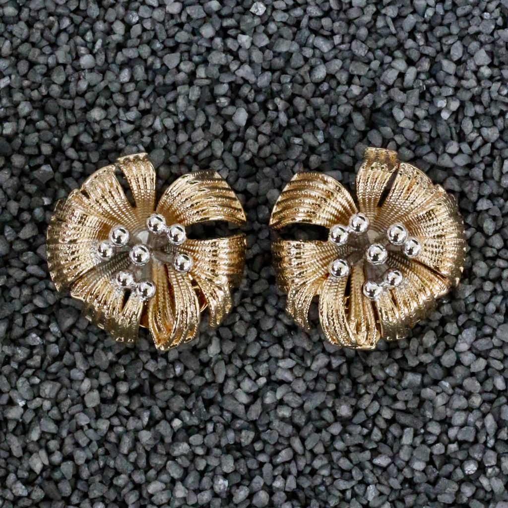 Jewelry VCExclusives: Flower Gold and Silver Balls