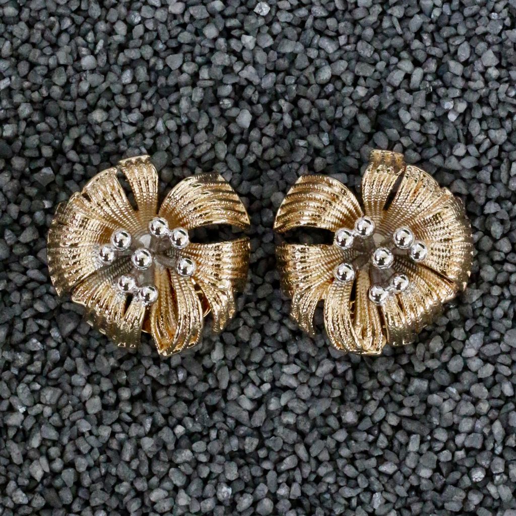 Jewelry VCExclusives: Flower Gold and Silver Balls