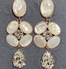 Jewelry VCExclusives: Blanch White Drop