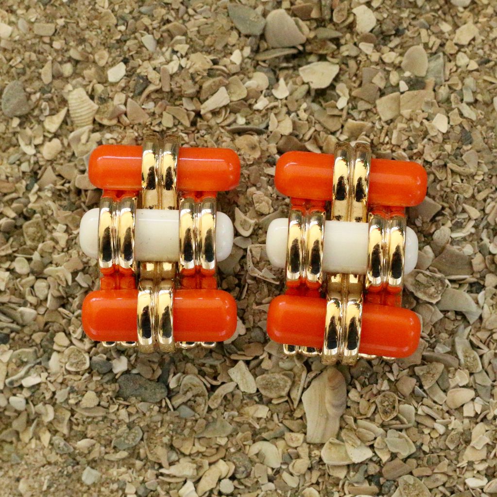 Jewelry VCExclusives: Treads Coral & Ivory