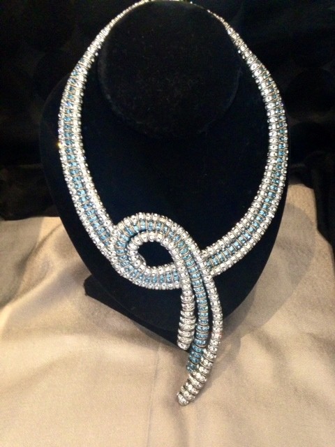 Jewelry FMontague: Diamond & Azure Mayfair Twirl