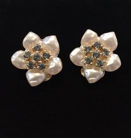 Jewelry VCExclusives: Pearl and Crystal Star Flowers