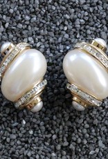 Jewelry VCExclusives: Pearl & Crystals Conch