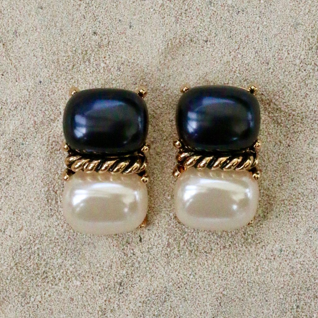 Jewelry VCExclusives: Sharon Black over Pearl