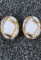 Jewelry VCExclusives: Oval White with Gold